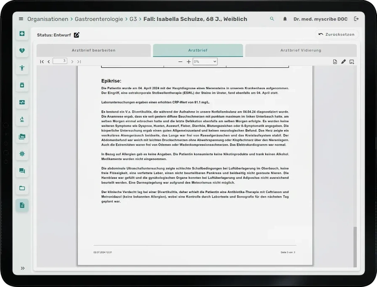 Tablet mit einer KI-generierten Epikrise für einen Arztbrief